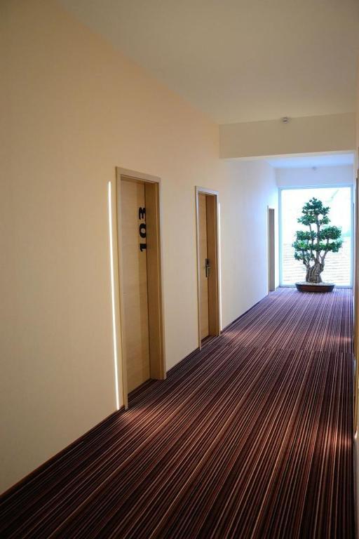דרובטה-טורנו-סברין Zenti Plaza Hotel מראה חיצוני תמונה
